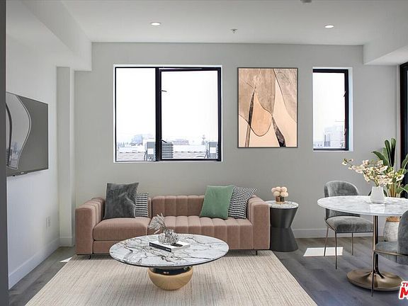 2nd image of 5612 Lexington Ave #303