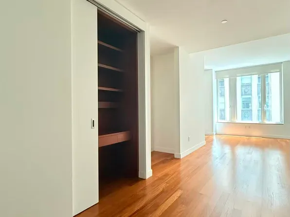 15 William Street image 4 of 19