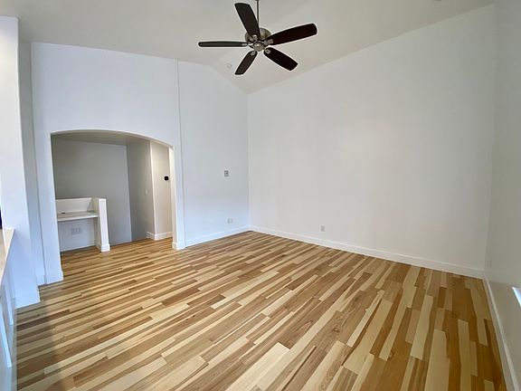 5th image of 840 E Red Sage Ln #1