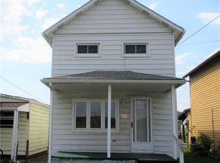 141 Sunset St, Ford City, PA 16226