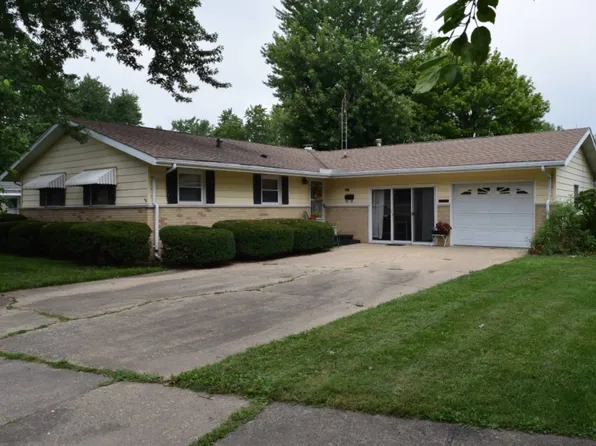 310 W Main St, Casey, IL 62420