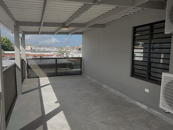 2nd image of 37 Calle 22 #2