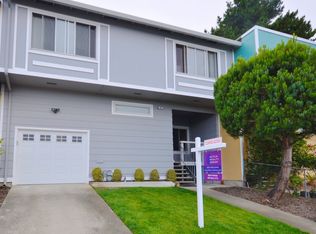 8 Parkrose Ave, Daly City, CA 94015