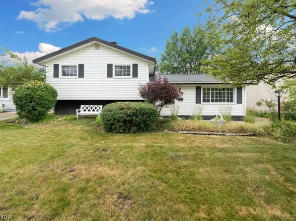 13639 Havendale Dr, Brookpark, OH 44142