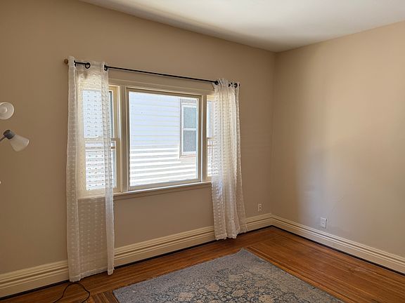 3rd image of 295 Lafayette Ave