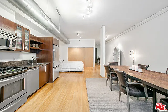 1111 S Grand Ave #506 — Photo 7