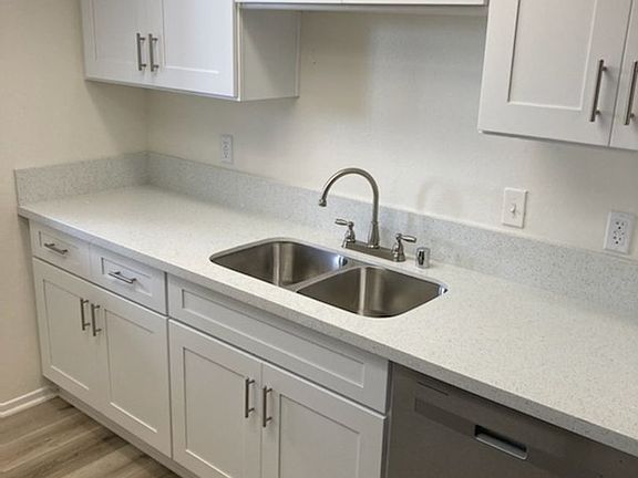 2nd image of 1365 Ohio Ave APT 301