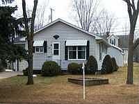 1st image of 526 8th Ave SE