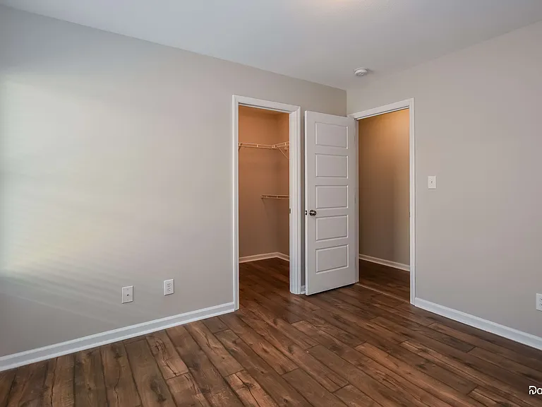 229 Sedgewick Dr — Photo 9
