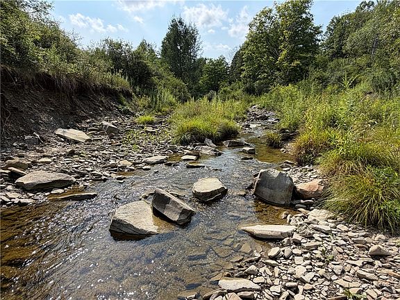 2nd image of Ville McHenry Valley Rd Lot 2