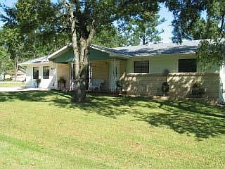 1st image of 402 Mockingbird Dr