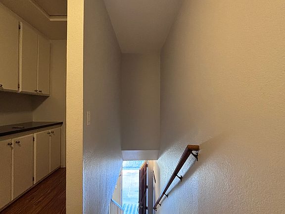 5th image of 131 W Central Ave APT B