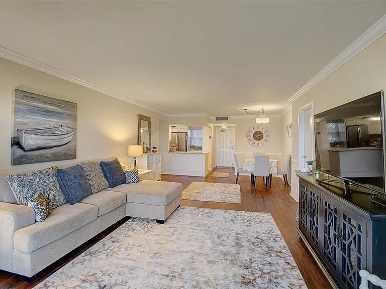 5108 Brittany Dr S #205 — Photo 4