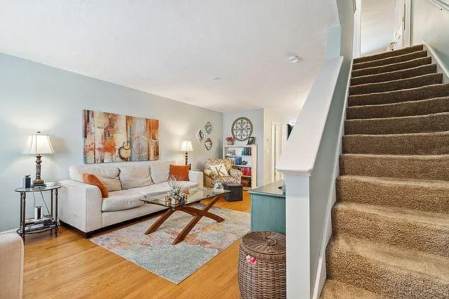 510 Shadow Glen Dr — Photo 15
