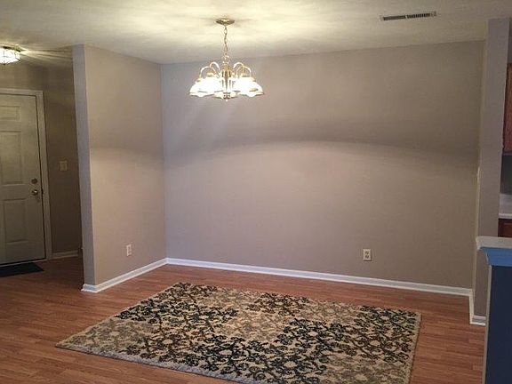 3rd image of 185 Cave Run Dr APT 6