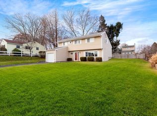 20 Carillon Rd, Brewster, NY 10509