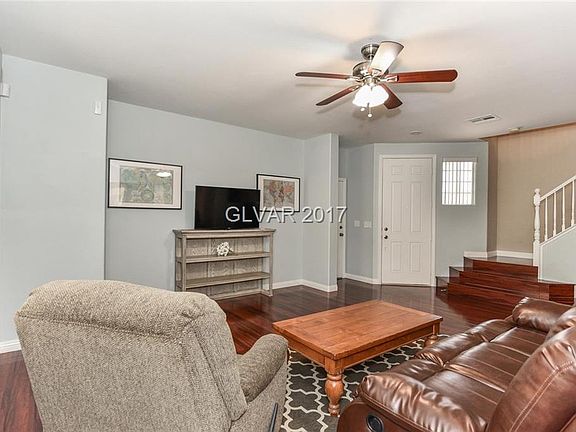 4th image of 3959 Russet Plains St