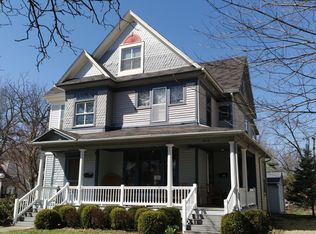 614 W California Ave, Urbana, IL