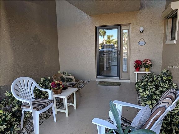 2nd image of 240 Lewis Cir Unit 3
