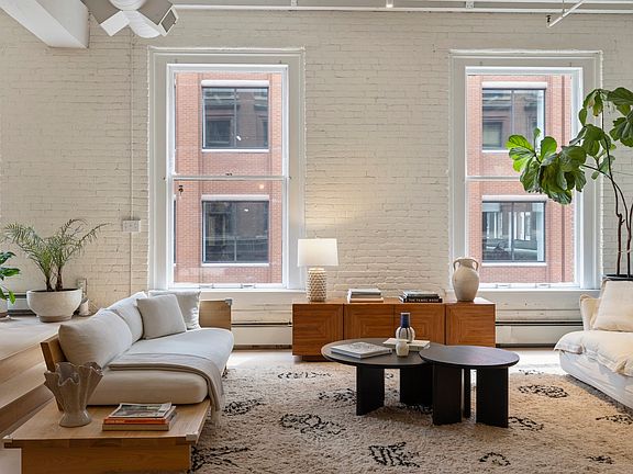 3rd image of 134 Beach St #3B