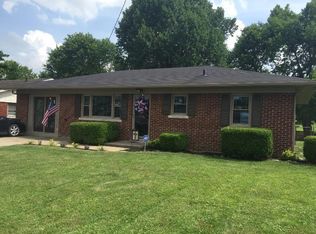 126 Golfview Dr, Richmond, KY 40475