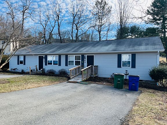 2nd image of 400-490 Harmon Cir SE #475