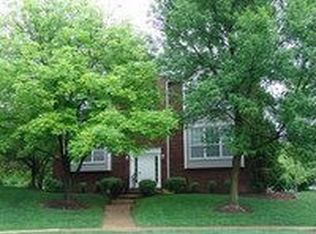 1335 Holgate Dr UNIT B, Ballwin, MO 63021