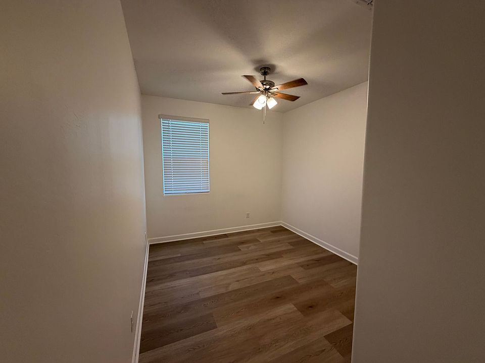 1st image of 22705 N Rummler Ln