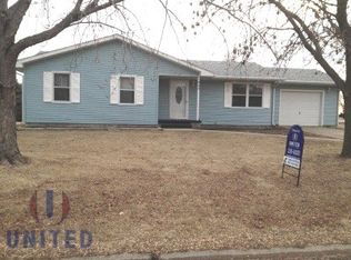 404 Eastview Dr, Sloan, IA 51055