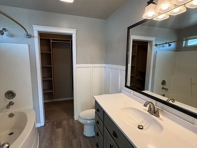 1408 Lauren Ln — Photo 17