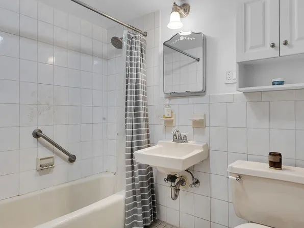 158 Nevins Street image 19 of 21