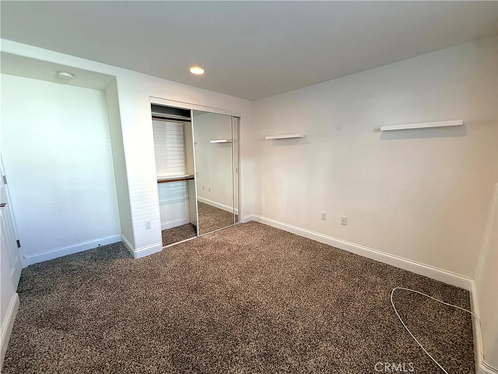 4 bed, 3.5 bath, 2079 sqft, $7,250 — Photo 3