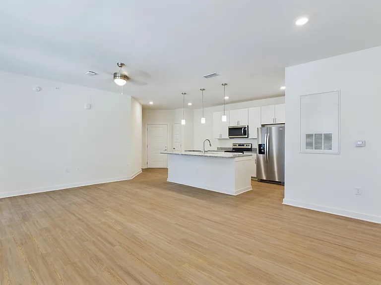 Sanctuary Bluff Apartments — Photo 89