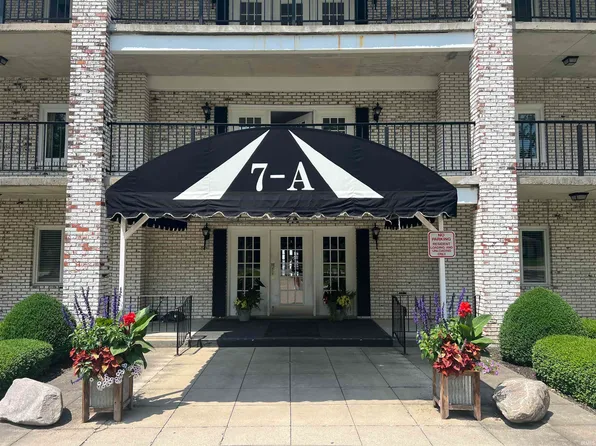4501 N Wheeling Ave #205, Muncie, IN 47304