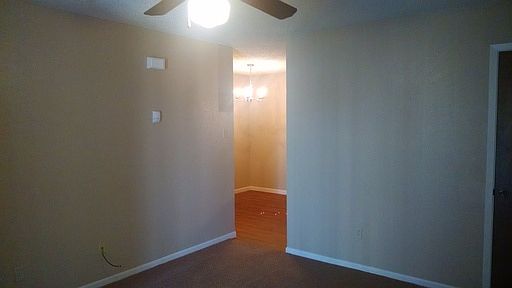 3rd image of 1605 N Main St APT O