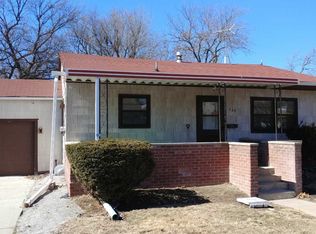 127 Park Ave, Minden, NE 68959