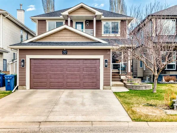 32 W Shawbrooke Park SW, Calgary, AB T2Y 4L8
