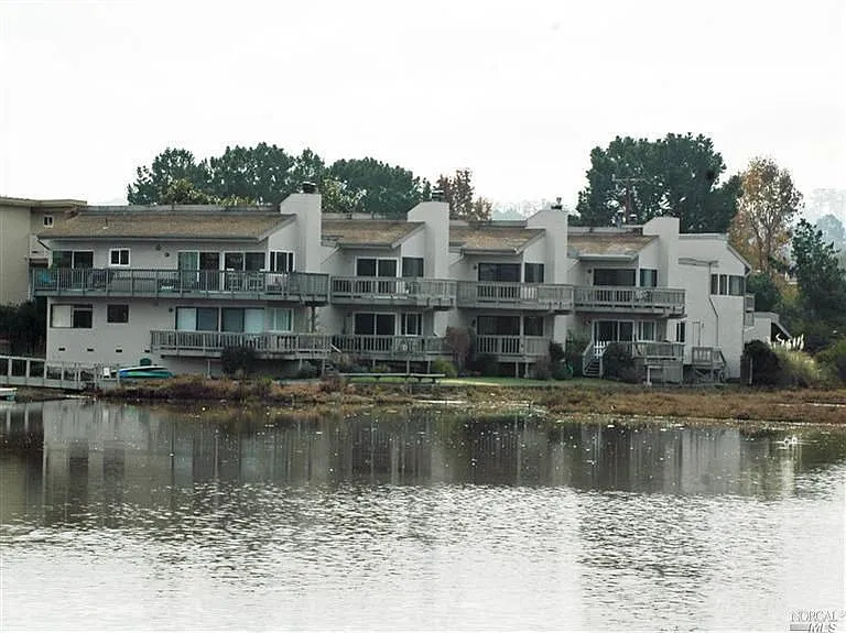 505 Larkspur Plaza Dr APT 6A photo 1