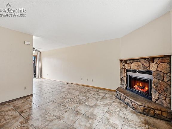 3rd image of 3145 Starlight Cir