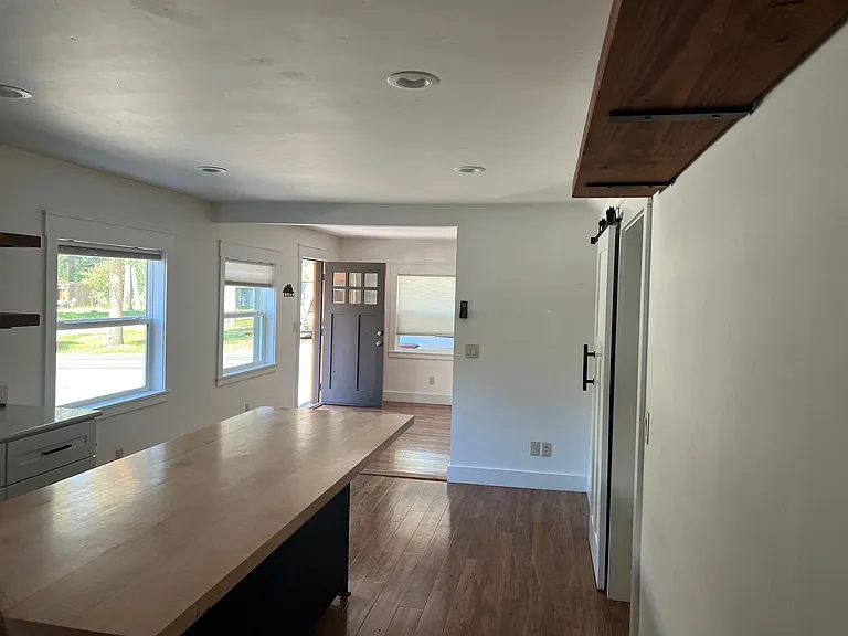 10151 Meadow Way — Photo 6