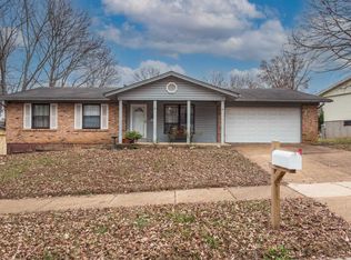2744 Peachwood Trl, Saint Louis, MO 63129