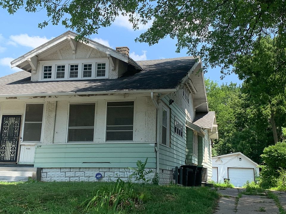 2nd image of 3219 N 14th Ave