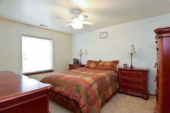 5th image of 317 Sandpebble Ln