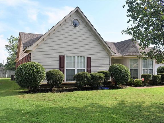 2nd image of 4101 Shadow Glen Dr