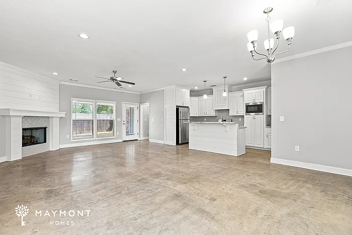 3 bed, 2.0 bath, 1582 sqft, $2,275 — Photo 3