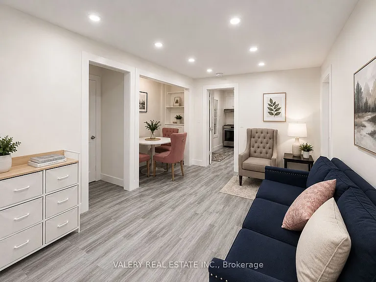 15 Stavebank Rd N #5 — Photo 2