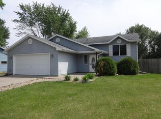208 Sanstead St E, Garfield, MN 56332