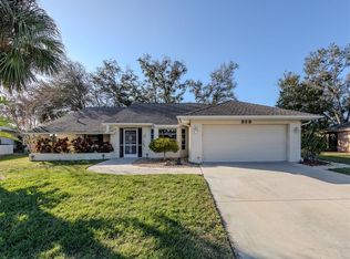 323 Woodvale Dr, Venice, FL 34293