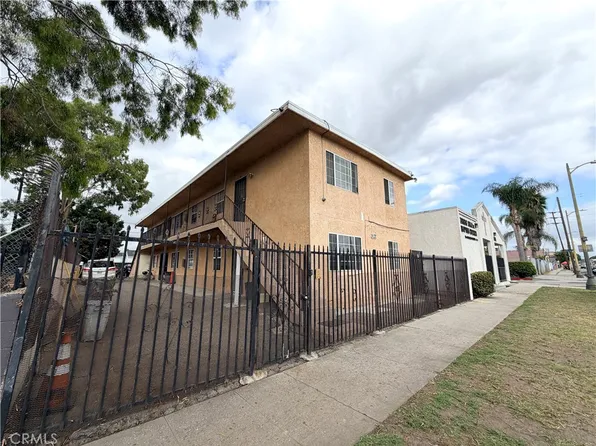 9137 S Broadway APT 1, Los Angeles, CA 90003