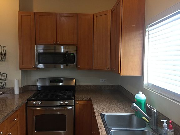 5th image of 1733 W Estes Ave #2